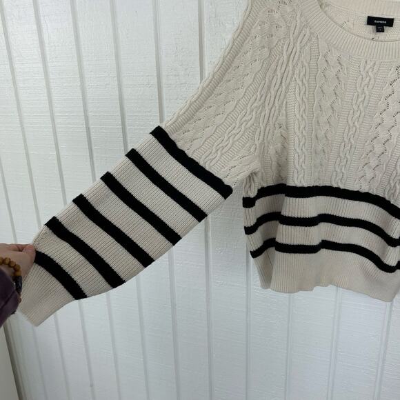 Express Women Cable Knit Long Sleeve Sweater Cream Preppy Fall School Size Small - Picture 2 of 5